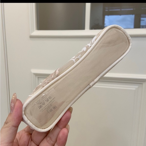 Dior Beige and Pink Embroidered Cosmetic Bag Set - Picture 5 of 5